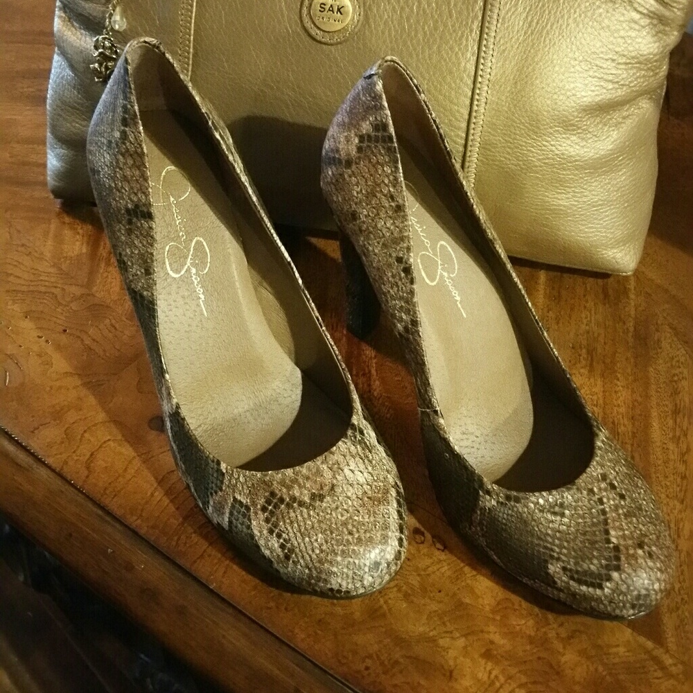 JESSICA SIMPSON VIXEN SNAKE SKIN HEELS